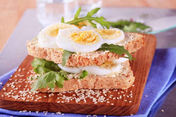 2 Eggs Sandwich Tray